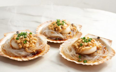 蒜蓉粉丝蒸扇贝！在家复刻酒楼味只需5步