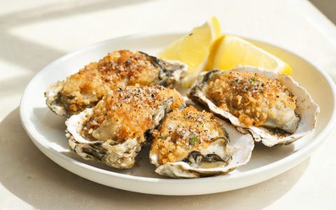 香煎生蚝外酥里嫩！3分钟搞定下酒好菜