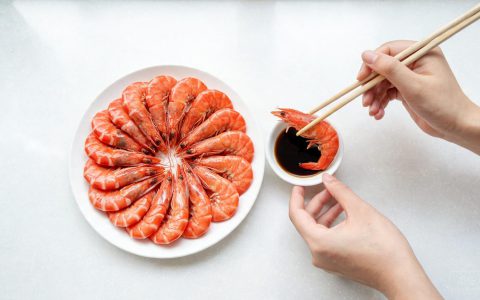 白灼九节虾1分钟定鲜，蘸汁是关键！
