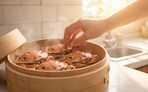 商务宴请选品参考：三点蟹砂锅煲，出品稳定复购高